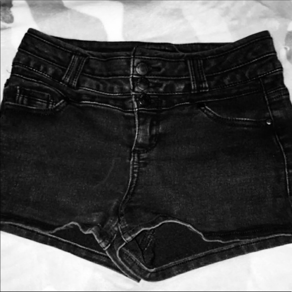 Blue Spice Pants - Blue Spice High waisted black shorts